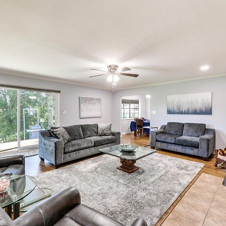 Expansive Fayetteville Retreat 11 Mi To U Of A! Bagian luar foto