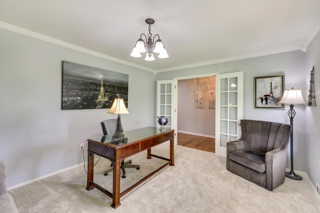 Expansive Fayetteville Retreat 11 Mi To U Of A! Bagian luar foto